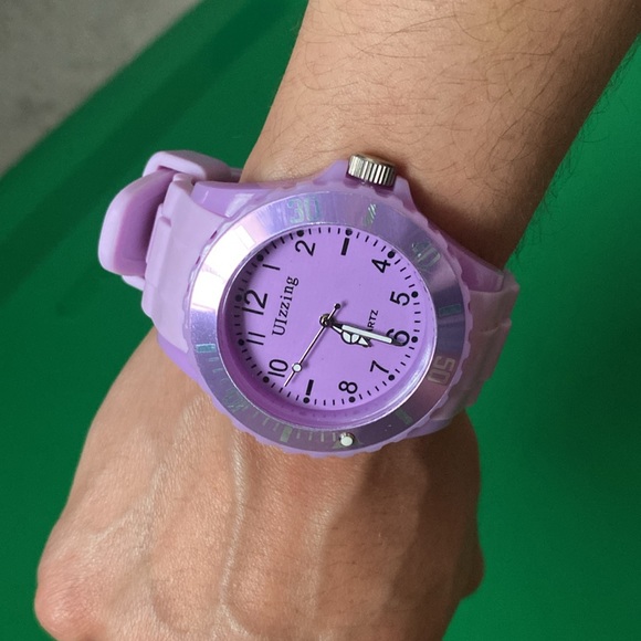 Lilac watch - Picture 3 of 13
